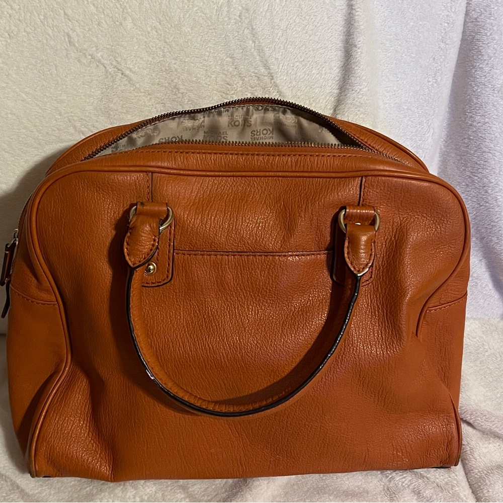 MK handbag! - Picture 5 of 6